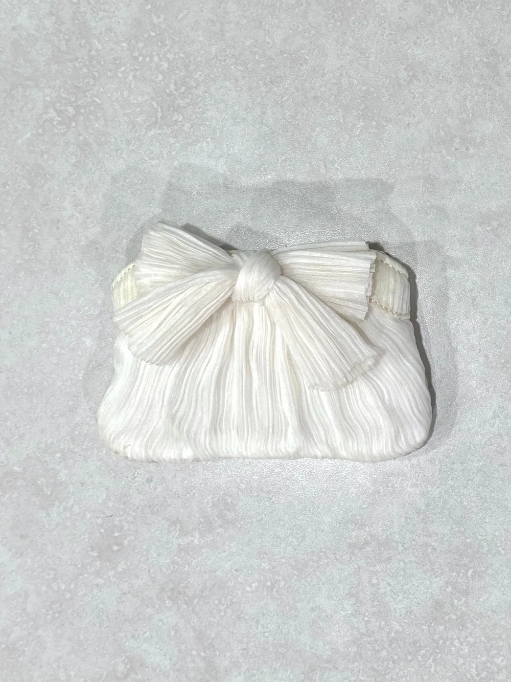 loeffler randall mini pearl rayne bow clutch